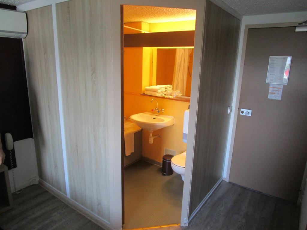 Hotel Les Tourrades Cannes Buitenkant foto