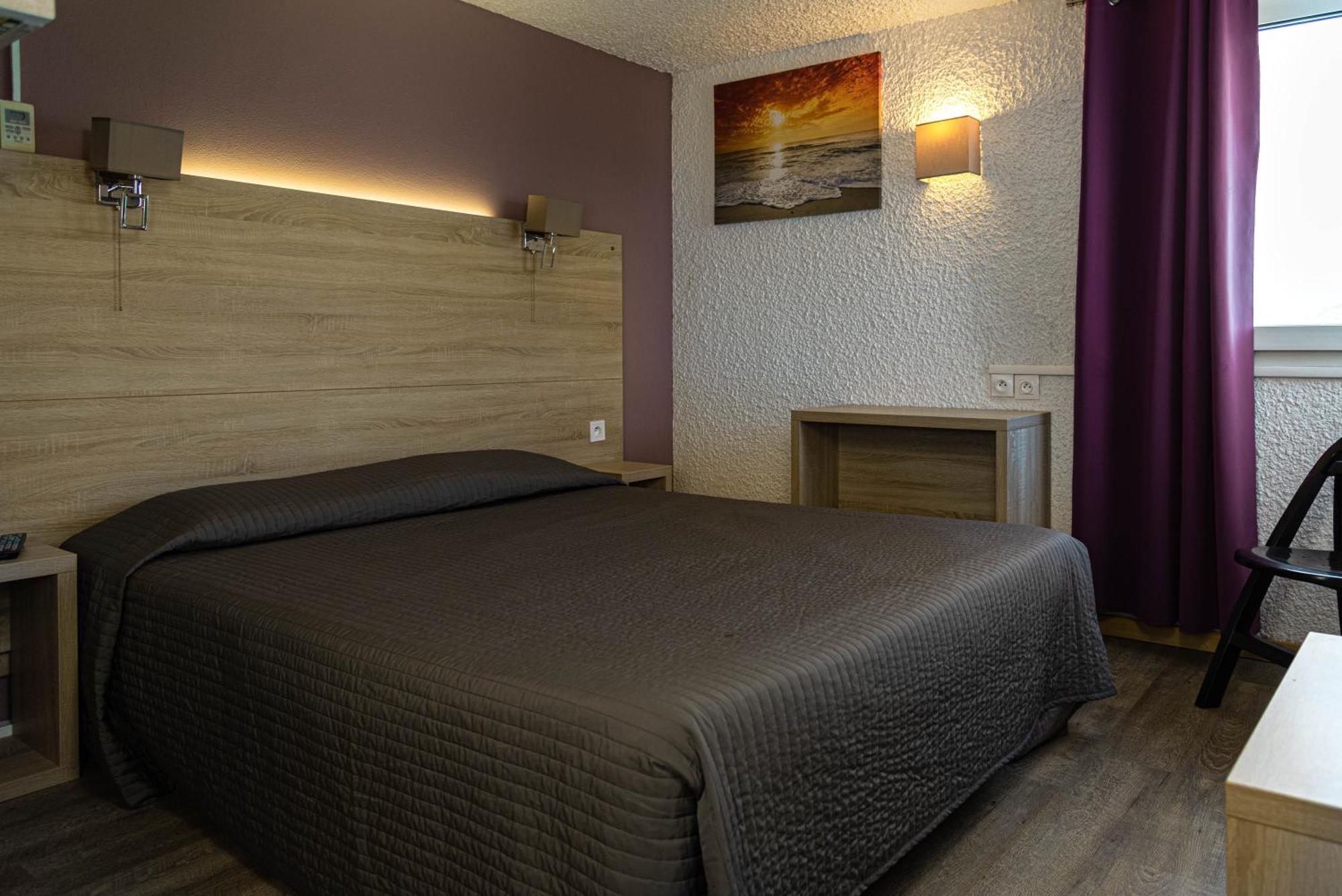 Hotel Les Tourrades Cannes Buitenkant foto