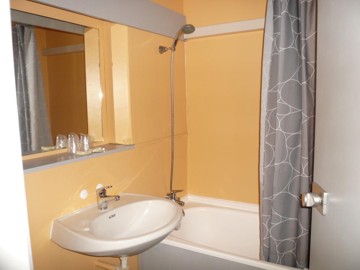 Hotel Les Tourrades Cannes Buitenkant foto