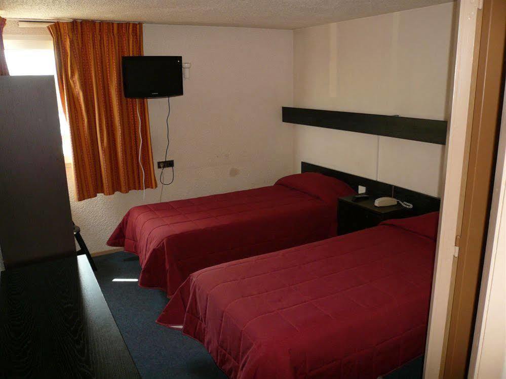 Hotel Les Tourrades Cannes Buitenkant foto